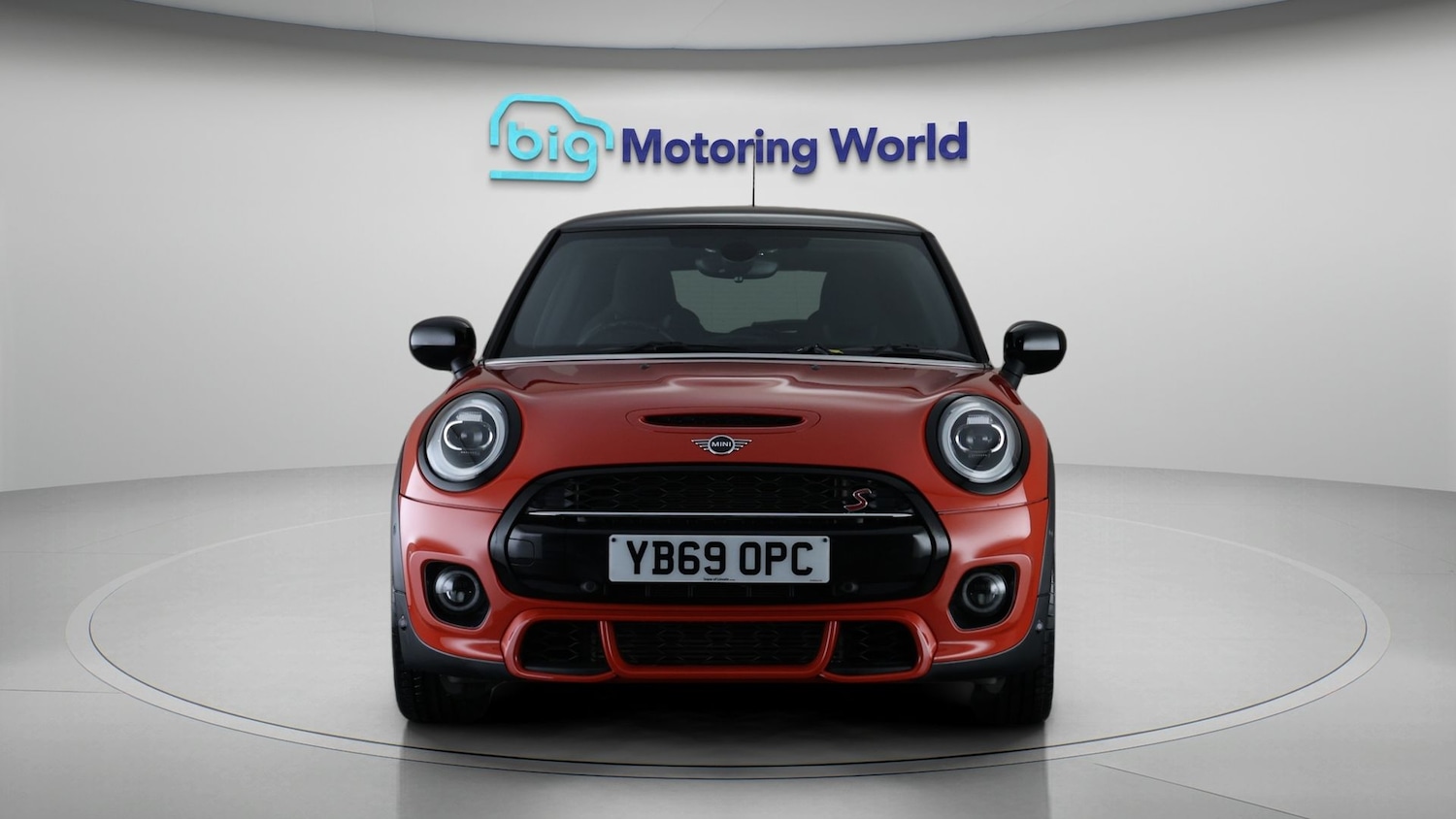 Used MINI Hatch 2019 for sale - 77381423: Photo 2