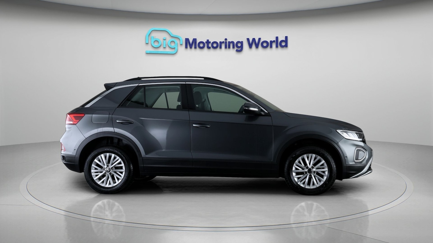 Used Volkswagen T-Roc 2022 for sale - 77417642: Photo 8