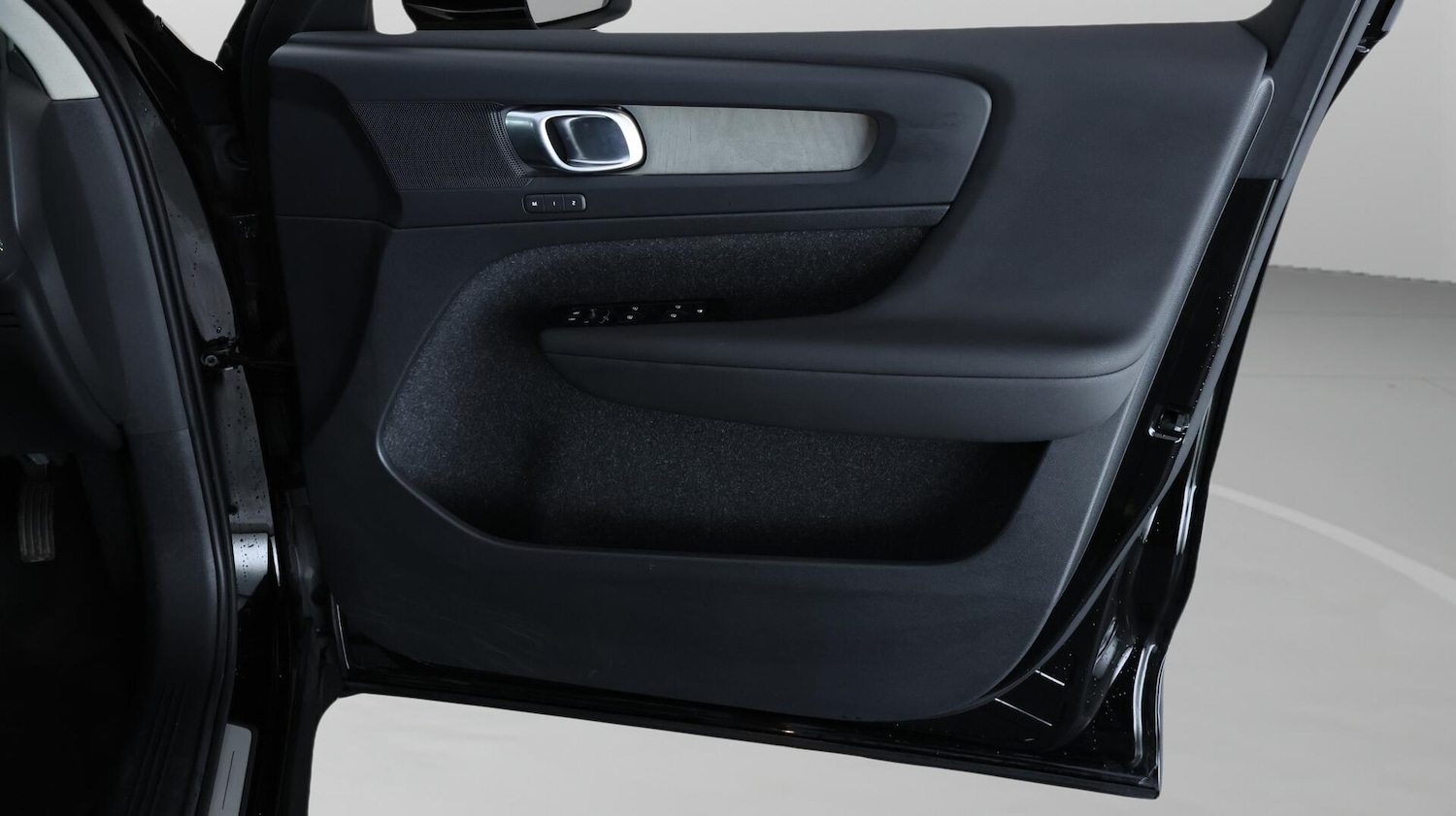 Used Volvo XC40 2021 for sale - 76714434: Photo 16