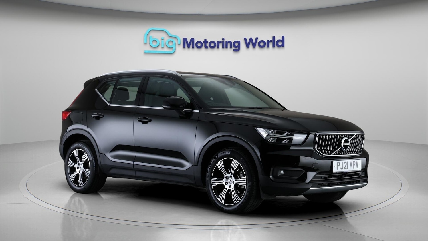 Used Volvo XC40 2021 for sale - 76714434: Photo 2