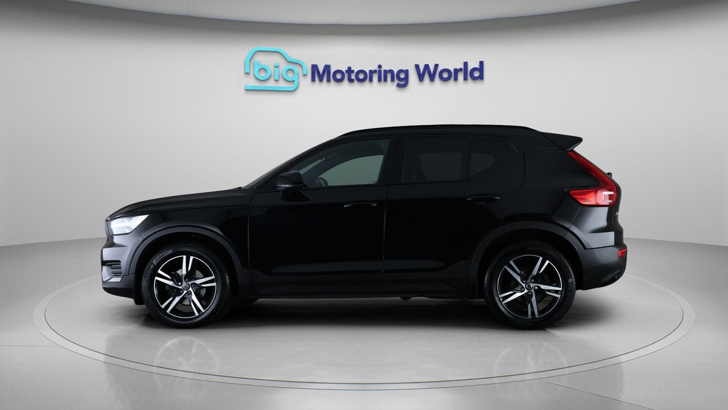 Used Volvo XC40 for sale - 77982748: Photo 4