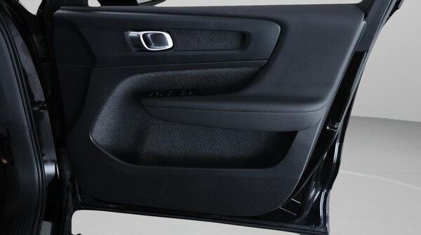 Used Volvo XC40 2022 for sale - 76306169: Photo 16