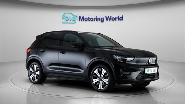 Used Volvo XC40 2022 for sale - 76306169: Photo 2