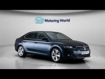 Used Skoda Superb 2019 for sale - 74958816: Photo