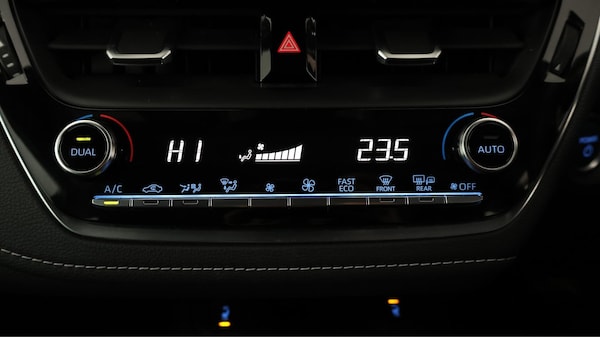 Used Toyota Corolla 2021 for sale - 76246702: Photo 13