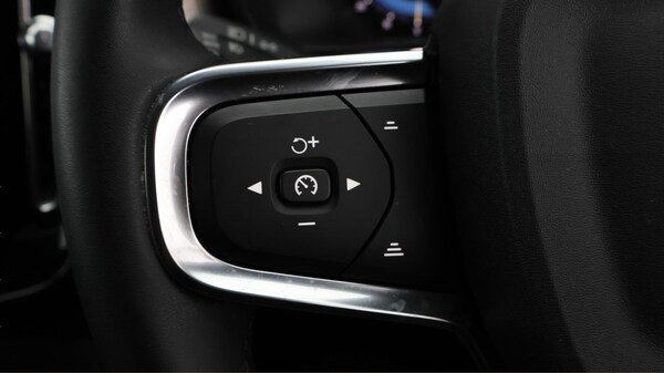 Used Volvo XC40 2022 for sale - 75432088: Photo 25