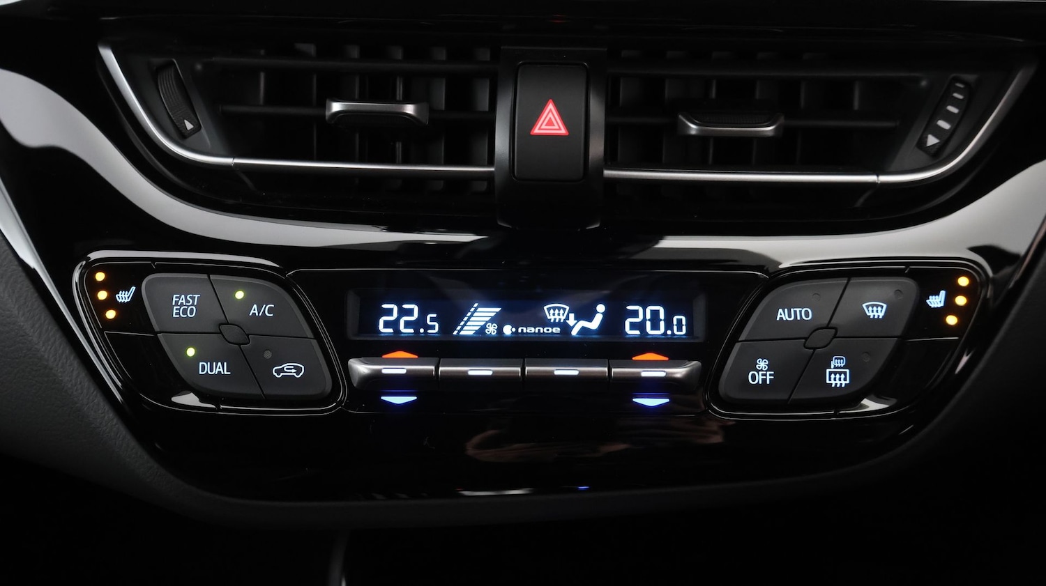 Used Toyota C-HR 2022 for sale - 77289325: Photo 12