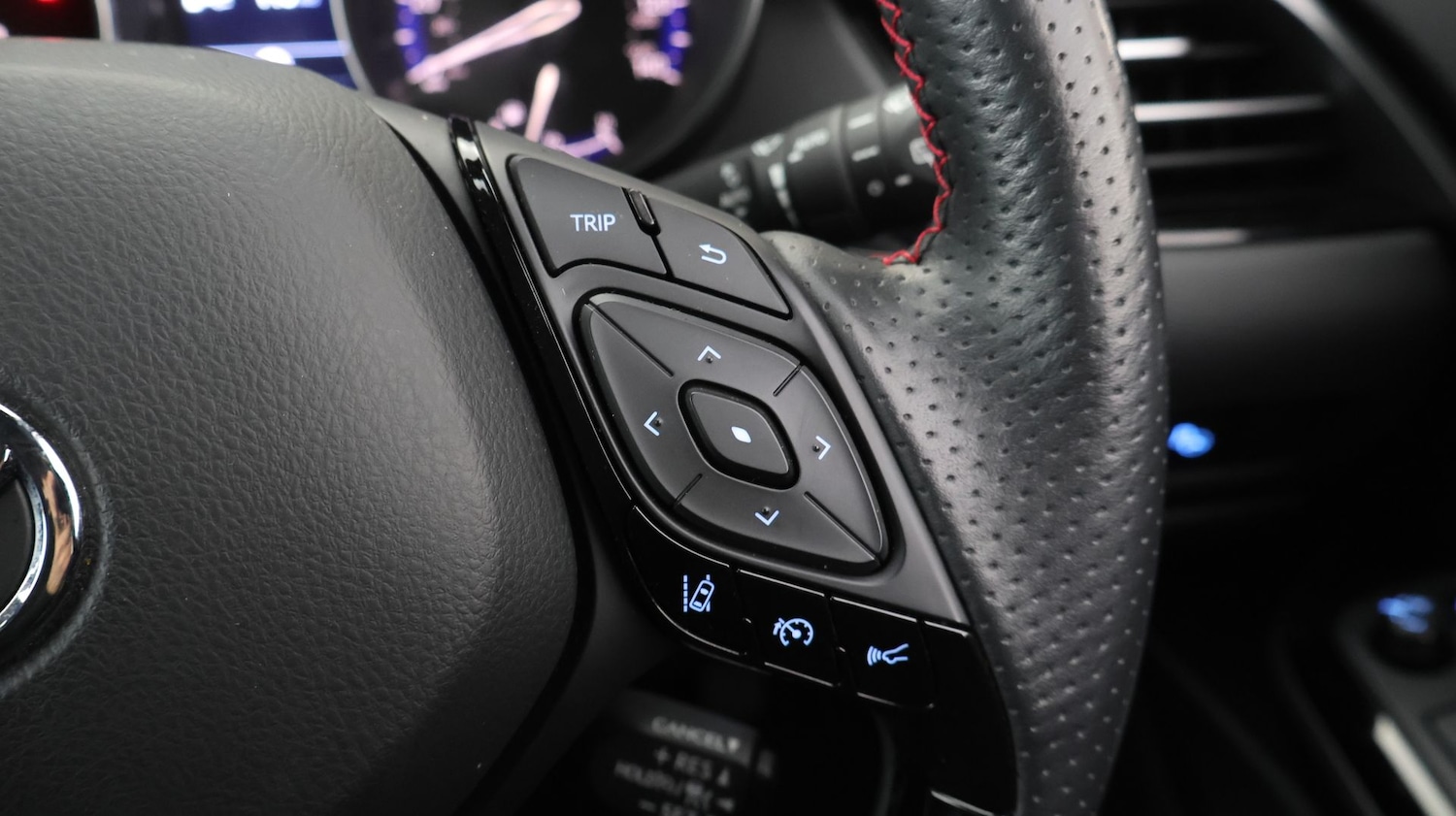 Used Toyota C-HR 2022 for sale - 77289325: Photo 26