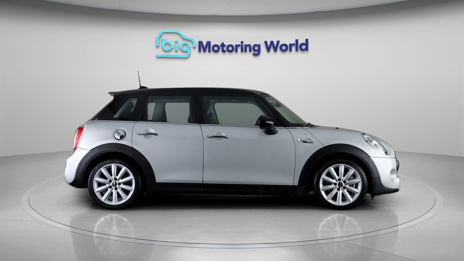 Used MINI Hatch 2017 for sale - 77310409: Photo 8