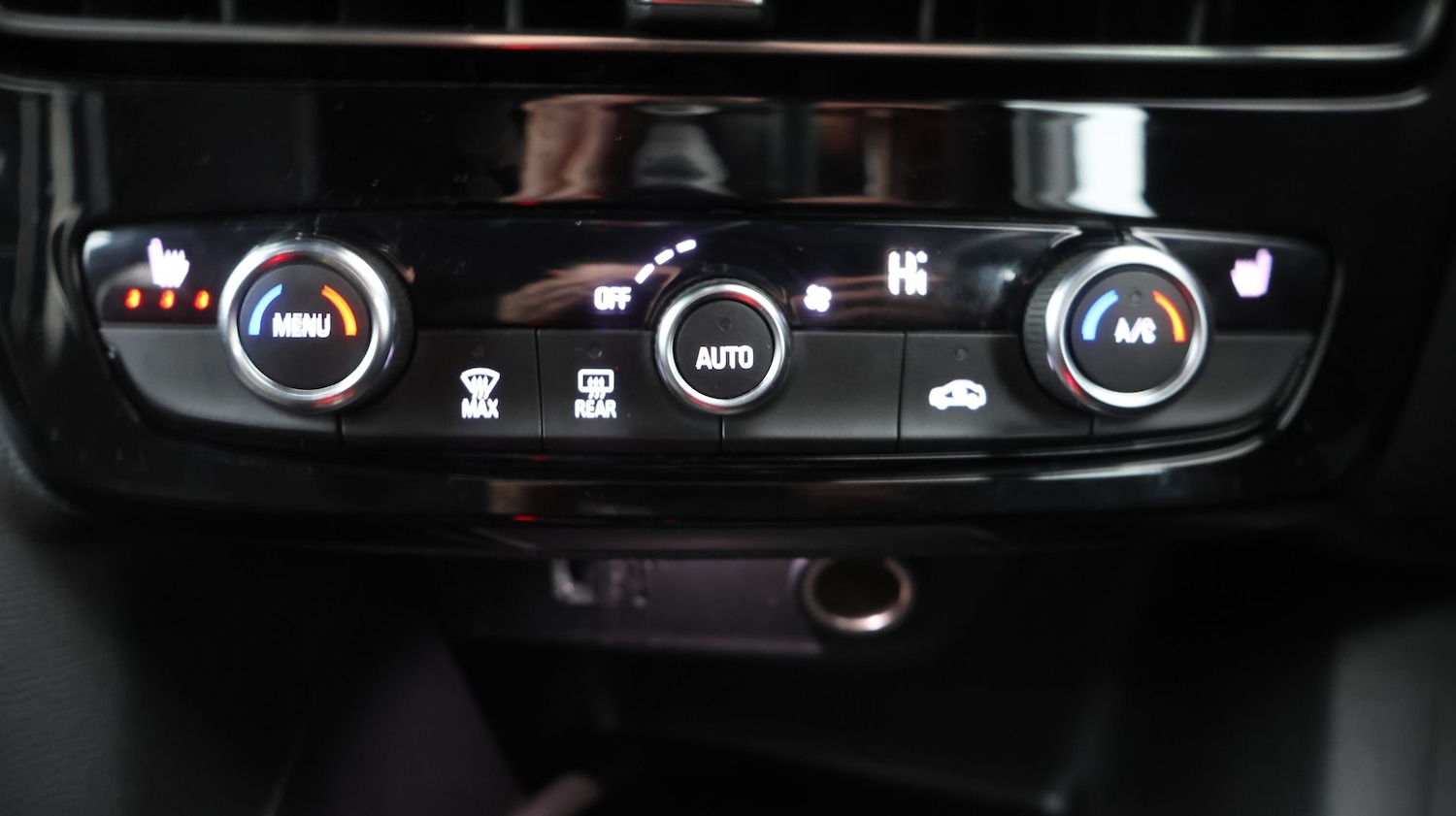 Used Vauxhall Mokka 2023 for sale - 77381403: Photo 12