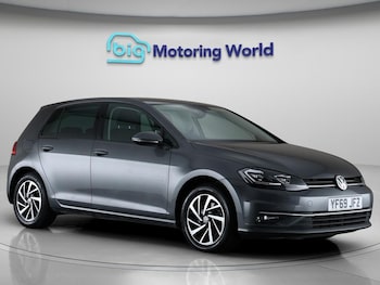 Volkswagen - Golf