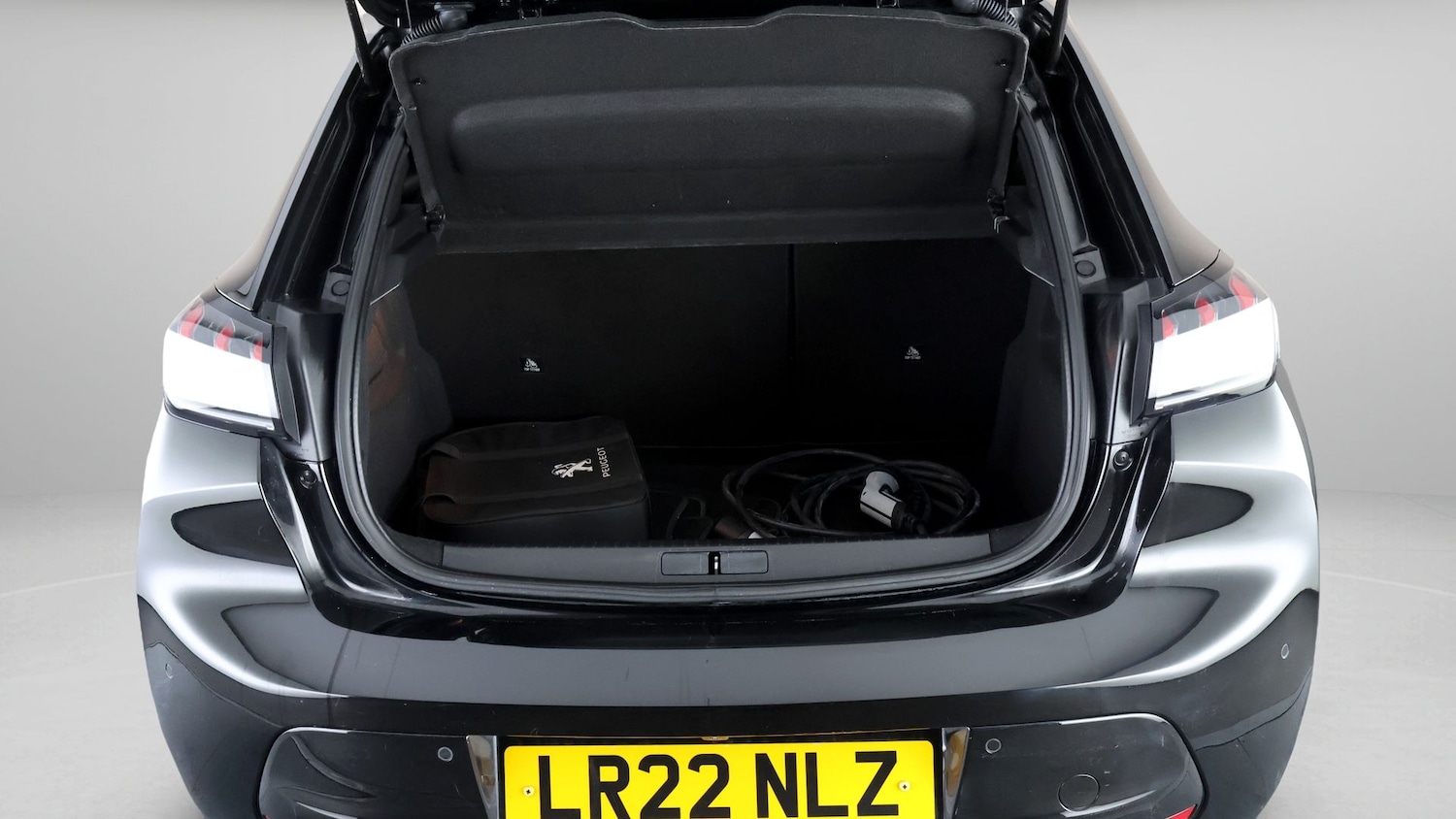 Used Peugeot 208 2022 for sale - 77312559: Photo 17