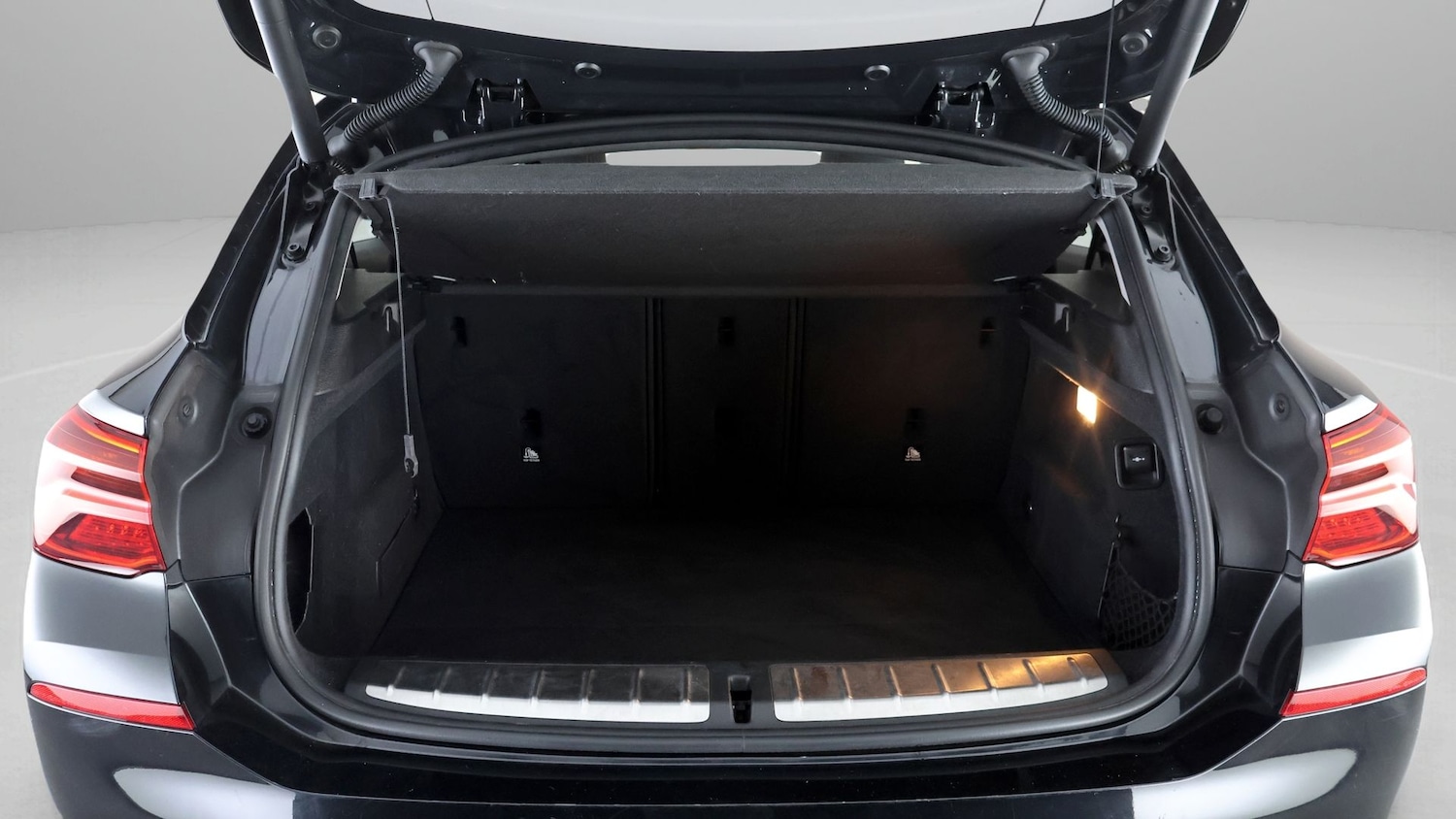 Used BMW X2 2019 for sale - 77946882: Photo 16