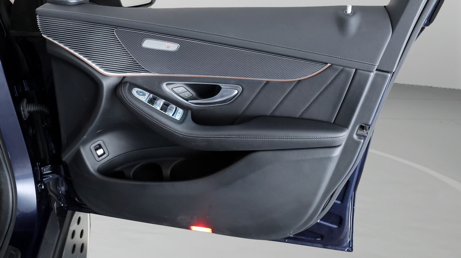 Used Mercedes-Benz EQC 2020 for sale - 77536306: Photo 15