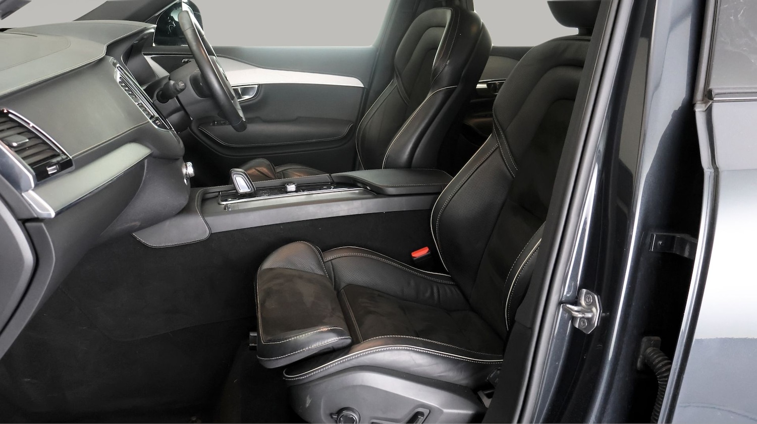 Used Volvo XC90 2021 for sale - 77558439: Photo 13