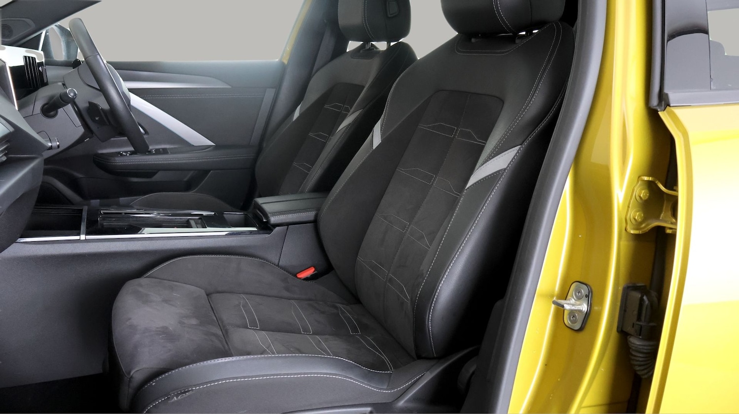 Used Vauxhall Astra 2023 for sale - 77968471: Photo 14