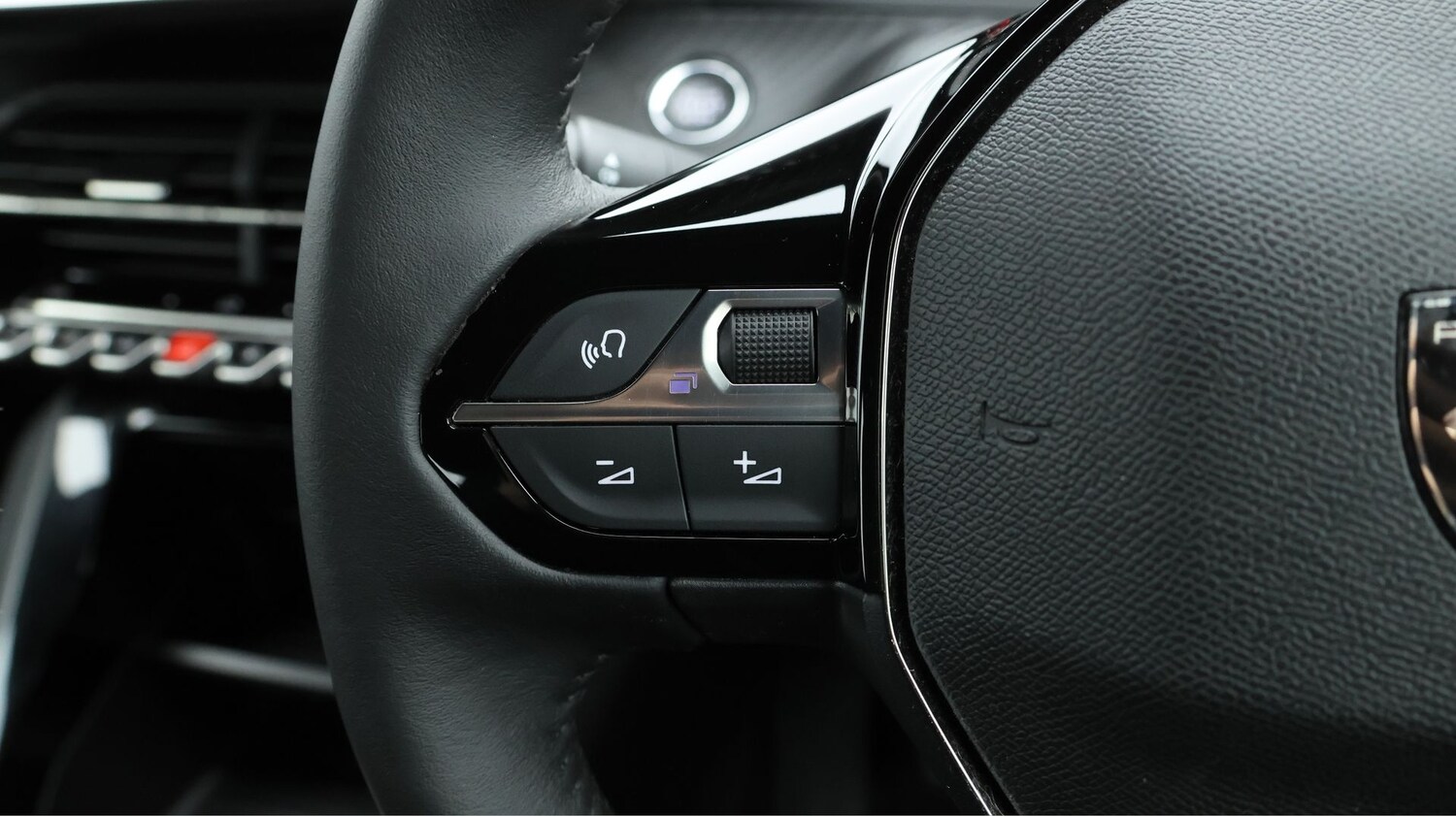 Used Peugeot 2008 for sale - 77541795: Photo 23