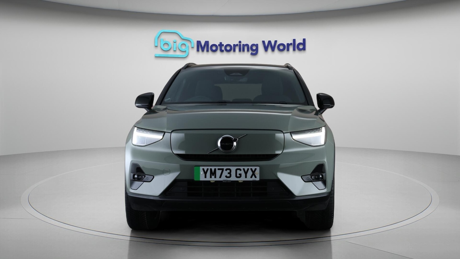 Used Volvo XC40 2023 for sale - 76499578: Photo 2