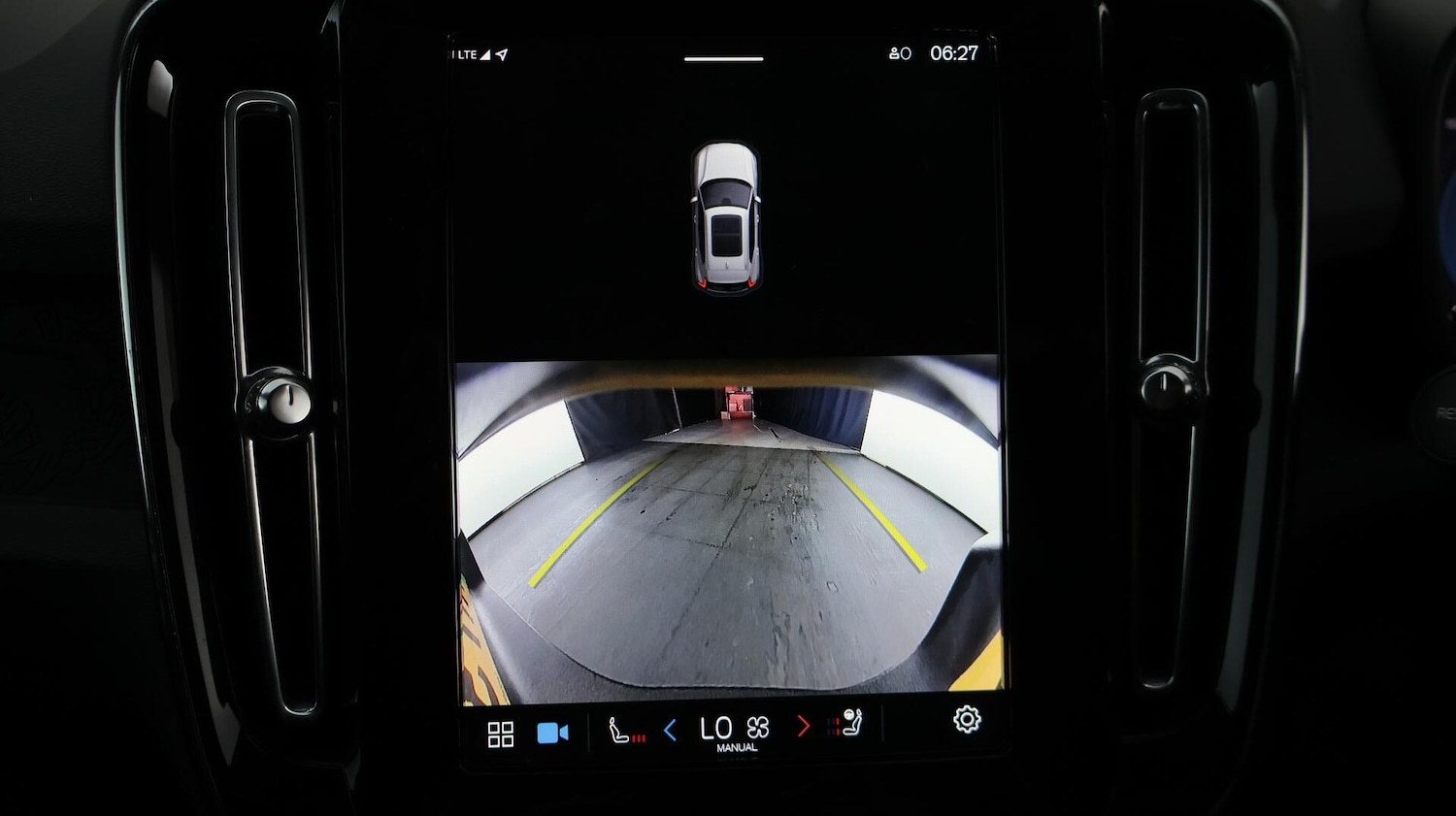 Used Volvo XC40 2023 for sale - 76499578: Photo 27