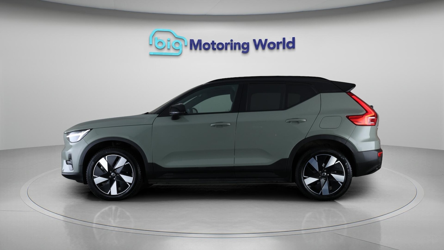 Used Volvo XC40 2023 for sale - 76499578: Photo 4