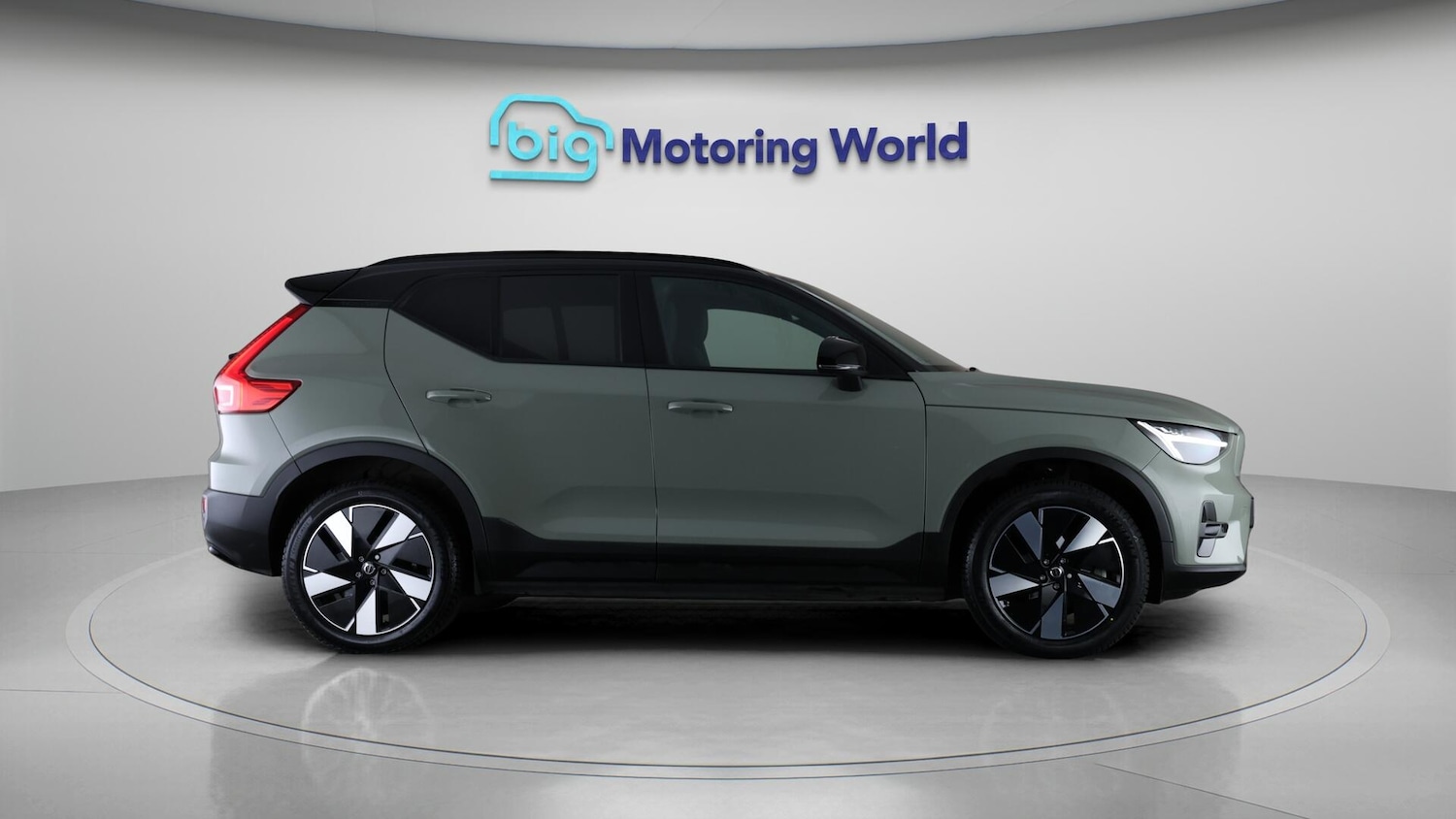 Used Volvo XC40 2023 for sale - 76499578: Photo 8