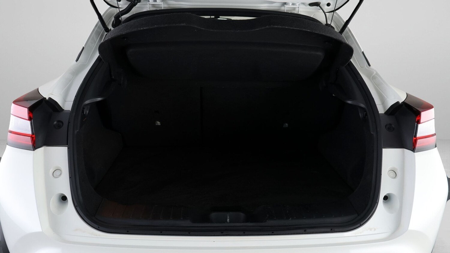 Used Nissan Juke 2023 for sale - 77934892: Photo 16