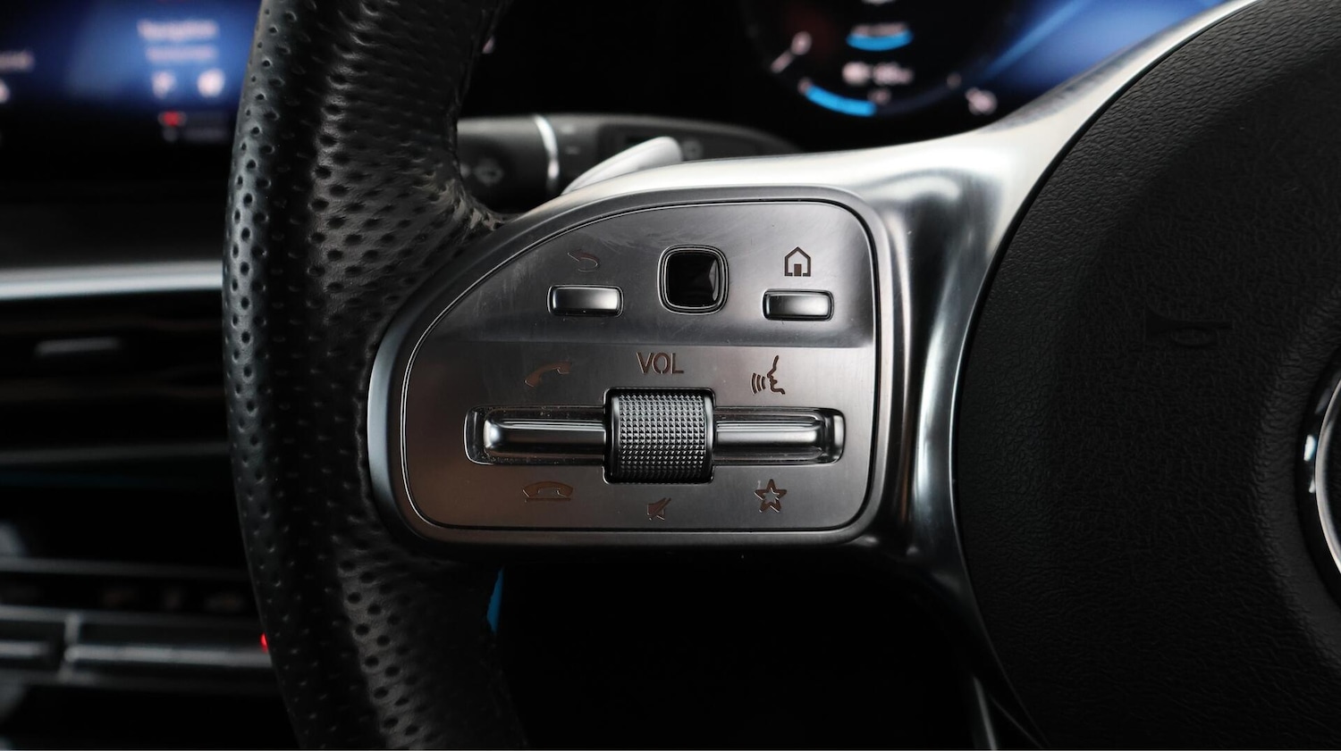 Used Mercedes-Benz EQC 2020 for sale - 76380484: Photo 24