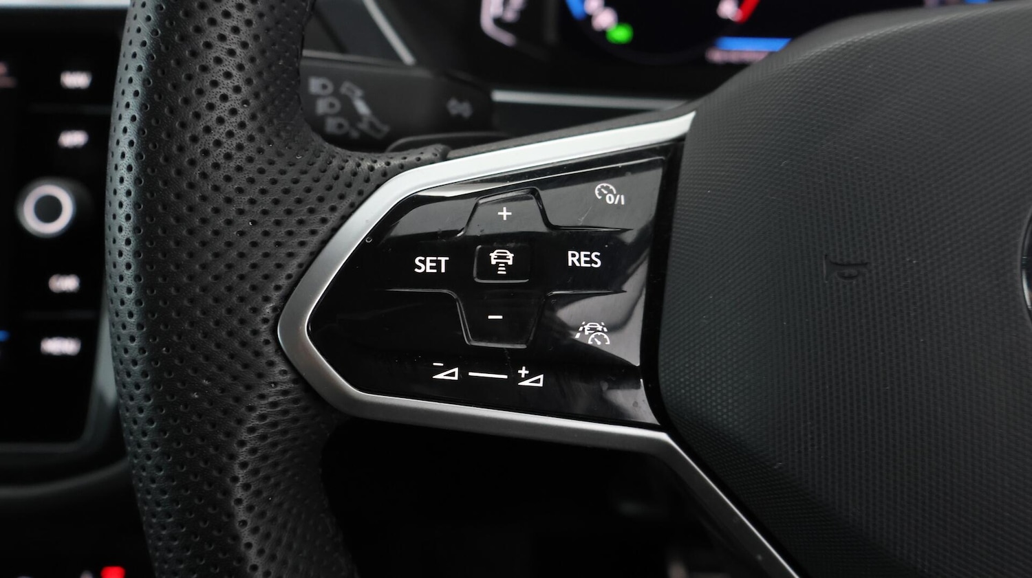 Used Volkswagen Tiguan 2021 for sale - 76282714: Photo 22
