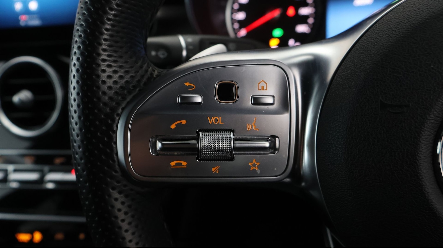 Used Mercedes-Benz GLC 2022 for sale - 77563409: Photo 22