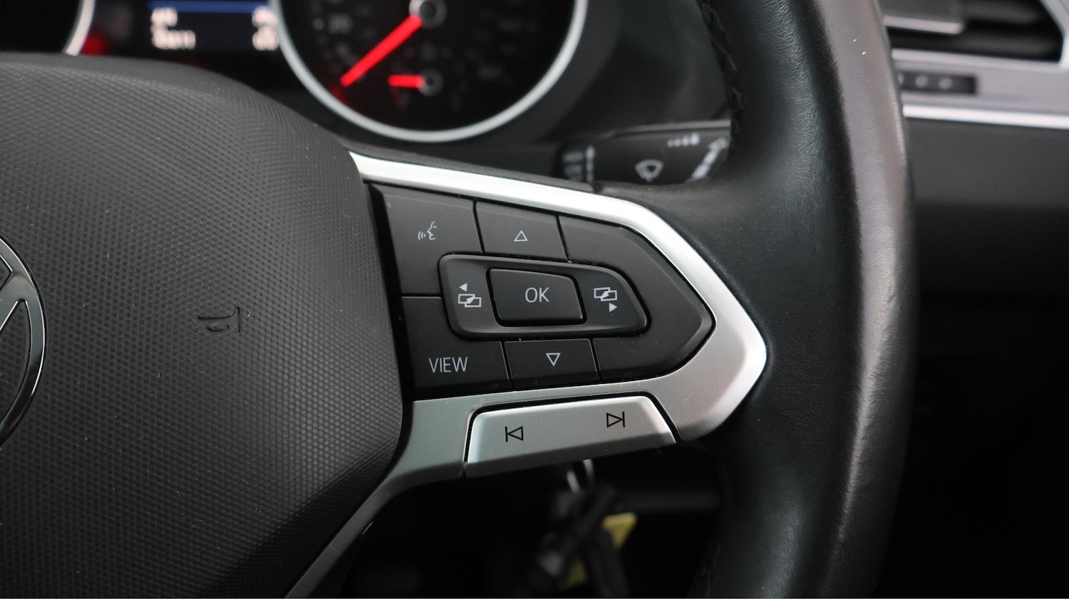 Used Volkswagen Tiguan 2022 for sale - 77204021: Photo 23