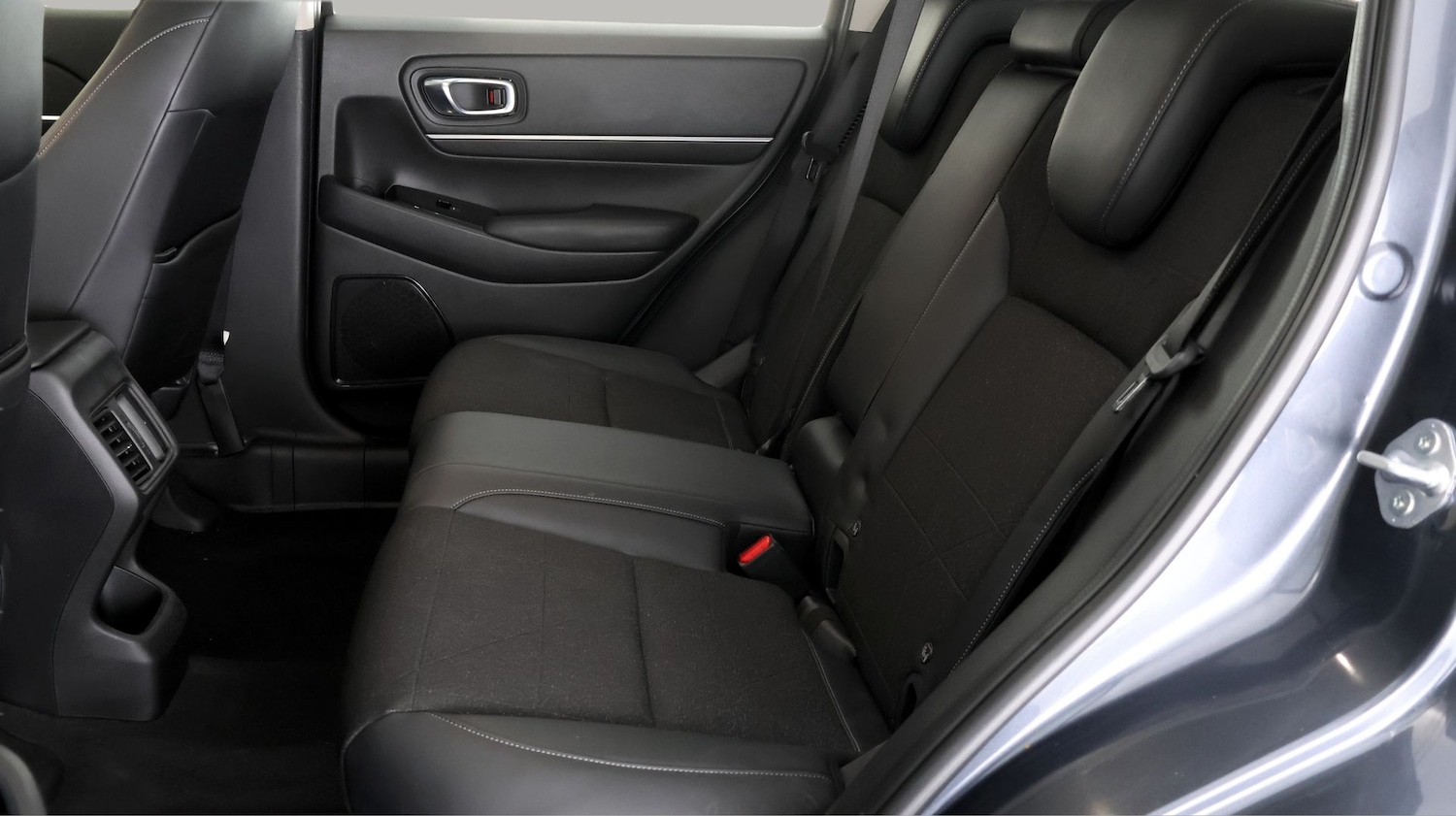 Used Honda HR-V for sale - 77370474: Photo 15