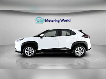 Used Toyota Yaris Cross 2023 for sale - 79803506: Photo