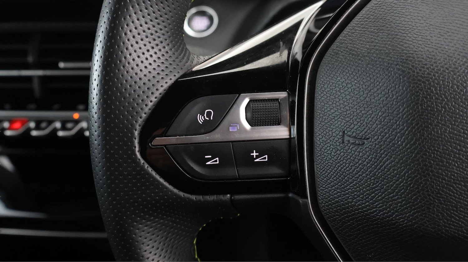 Used Peugeot 2008 2022 for sale - 77536351: Photo 21