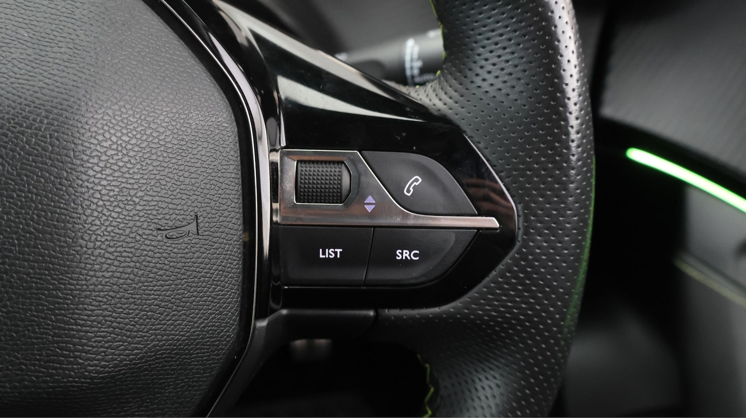 Used Peugeot 2008 2022 for sale - 77536351: Photo 23