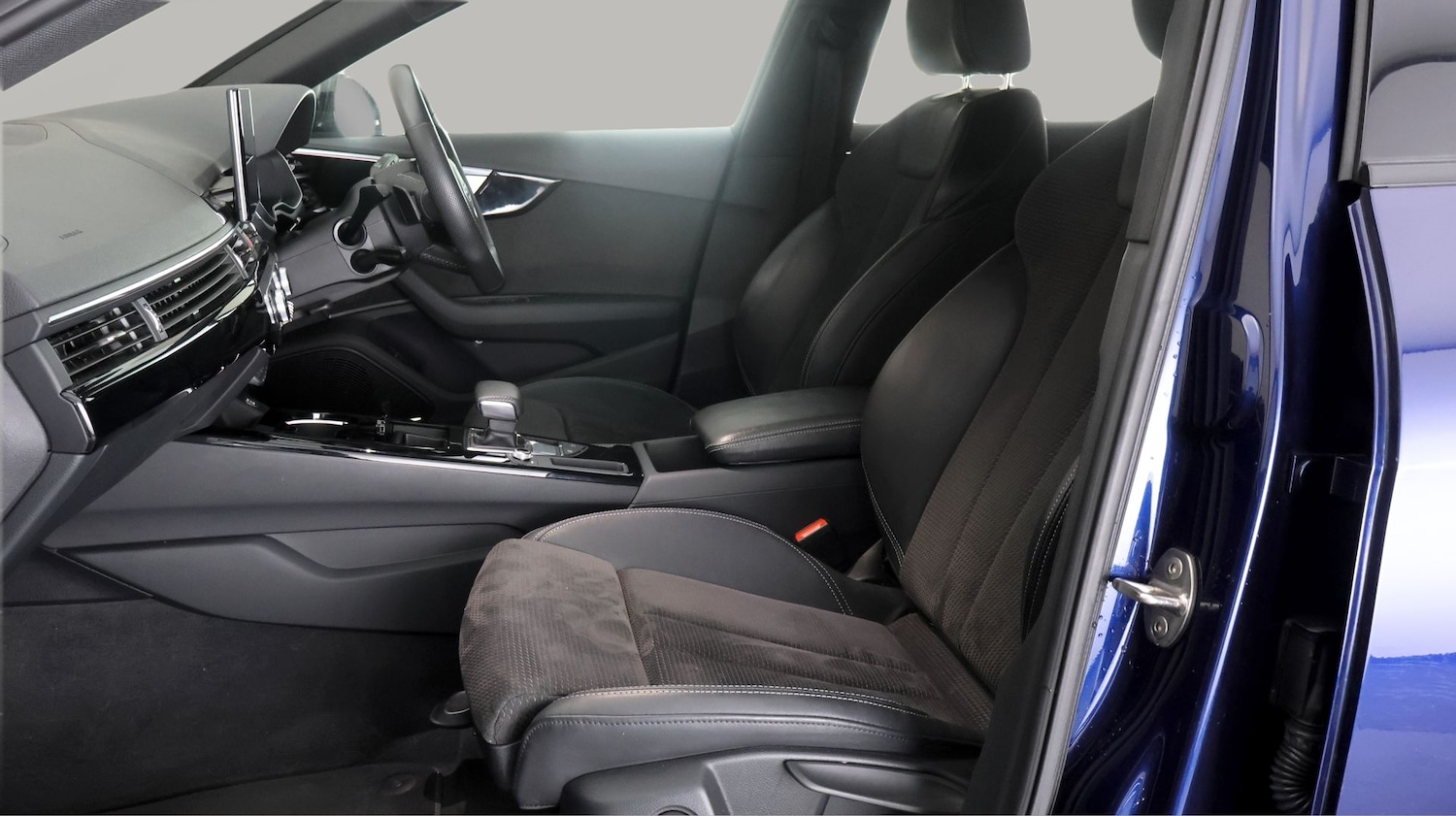 Used Audi A4 2020 for sale - 77668309: Photo 14