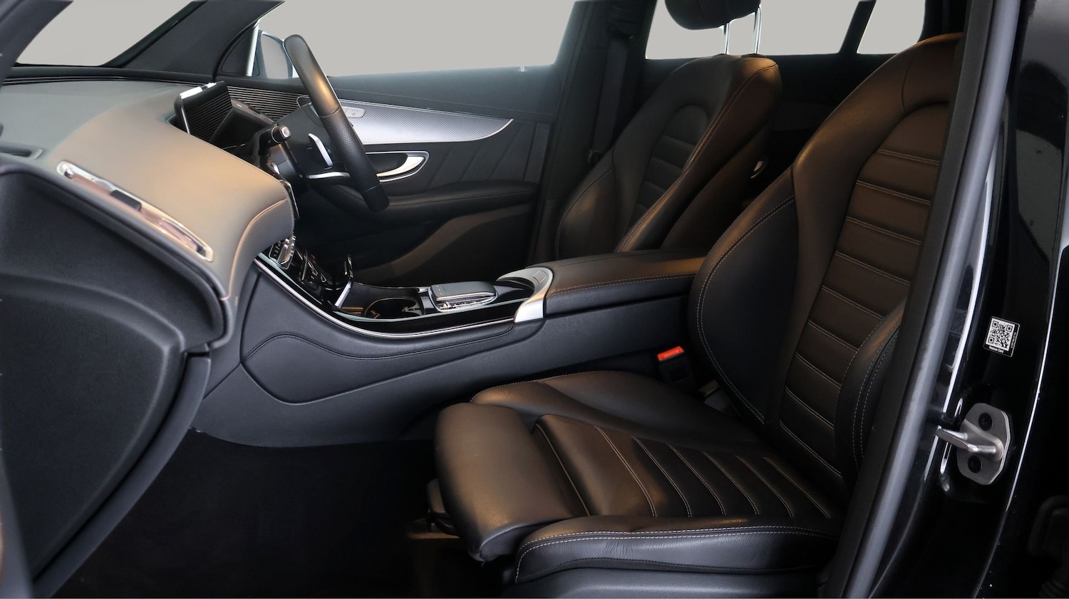 Used Mercedes-Benz EQC 2022 for sale - 77610473: Photo 14