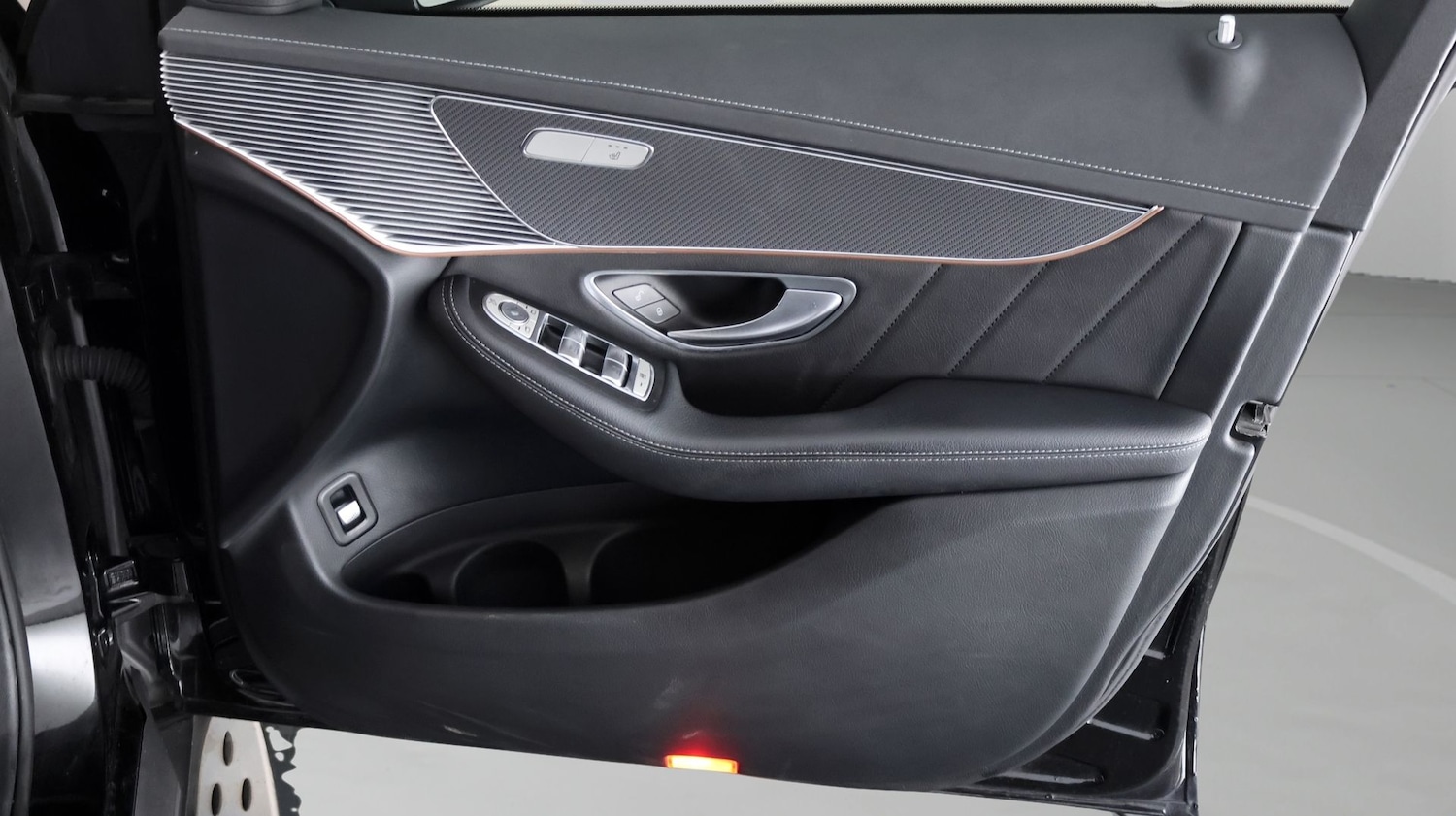 Used Mercedes-Benz EQC 2022 for sale - 77610473: Photo 15