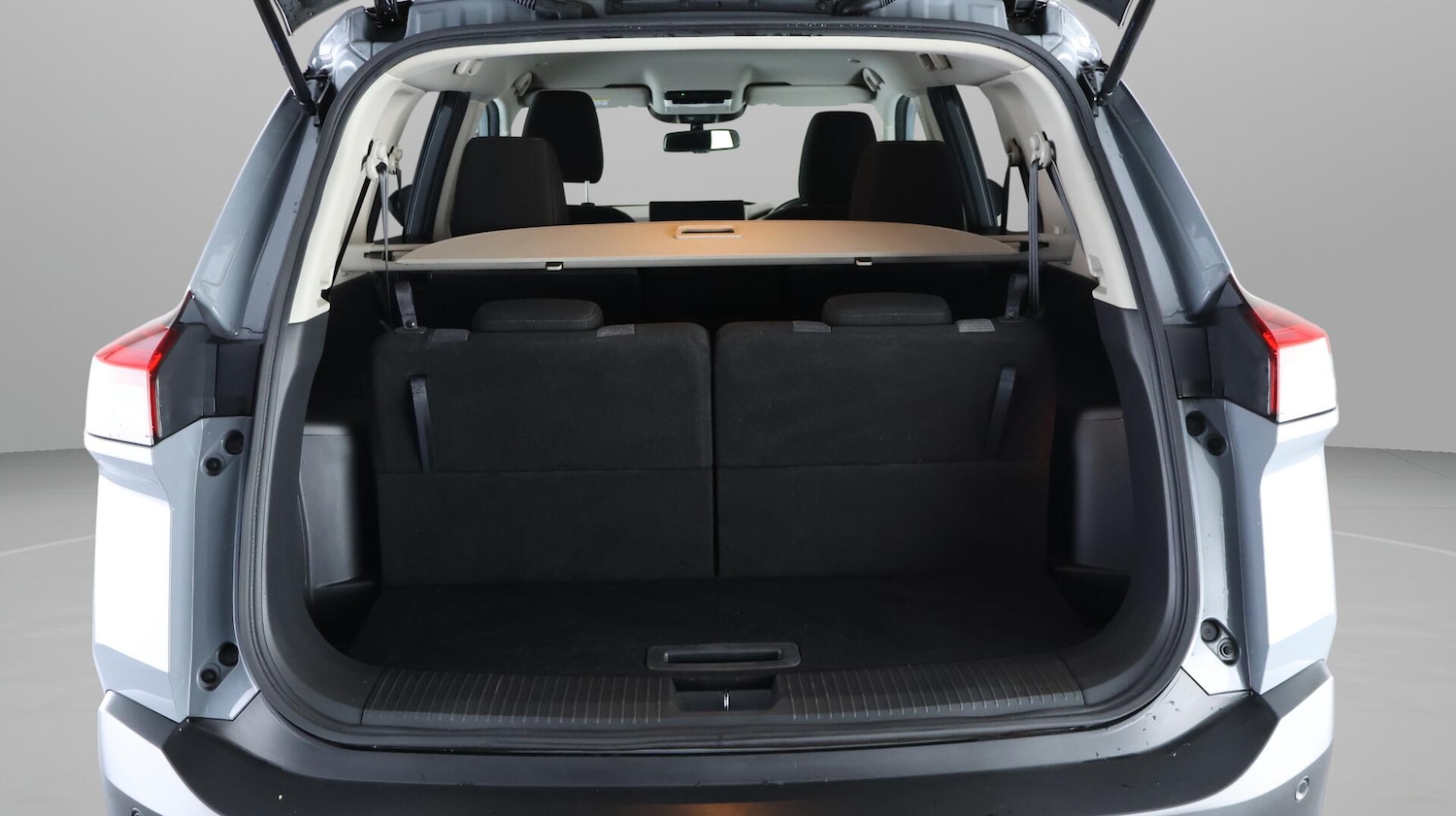 Used Nissan X-Trail 2023 for sale - 76361464: Photo 21