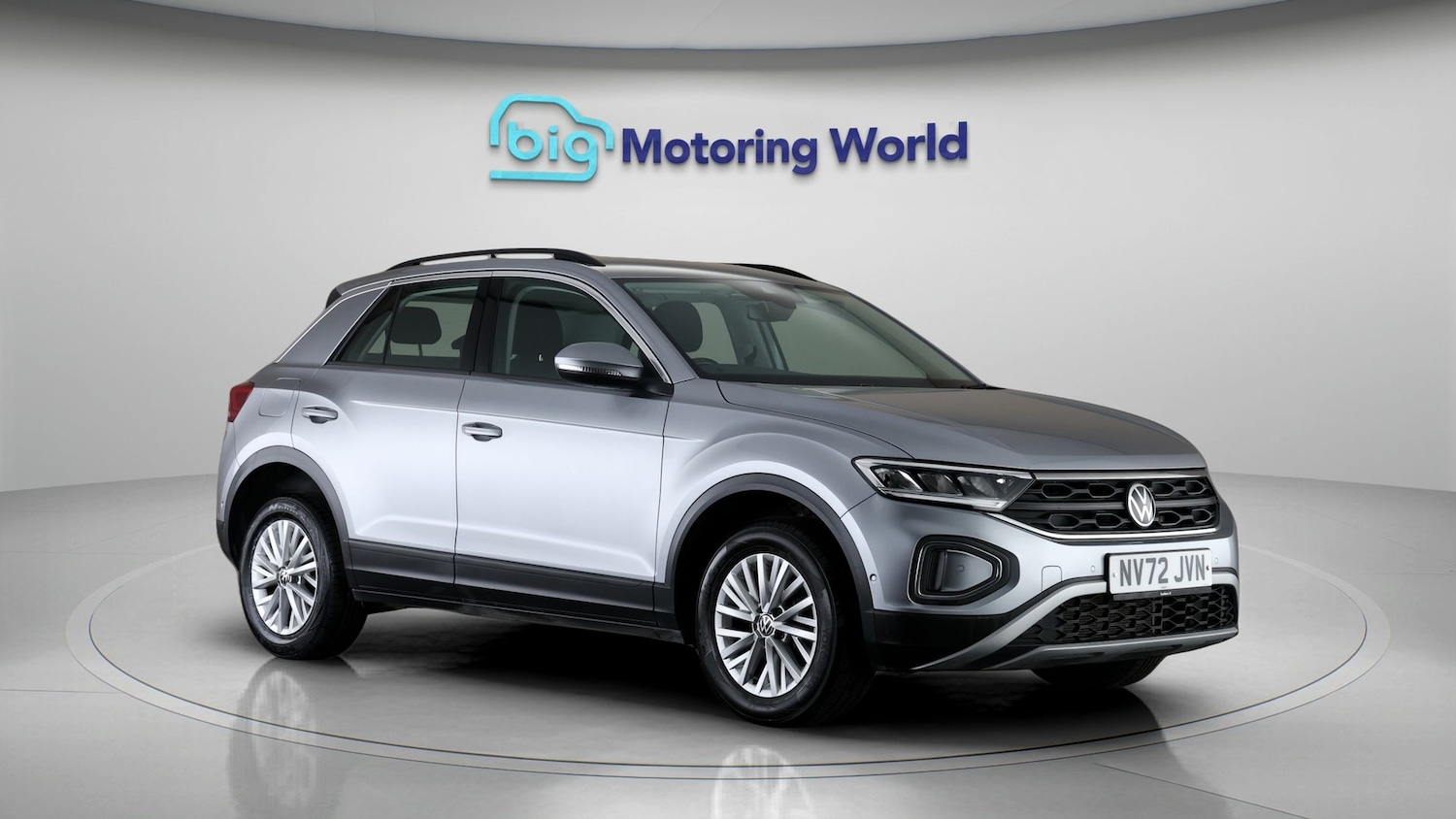 Used Volkswagen T-Roc 2023 for sale - 78028060: Photo 1
