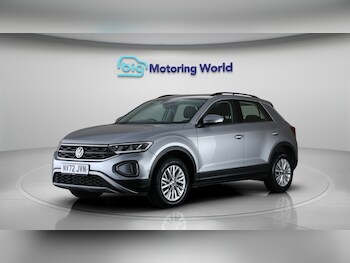 Used Volkswagen T-Roc 2023 for sale - 78028060: Photo