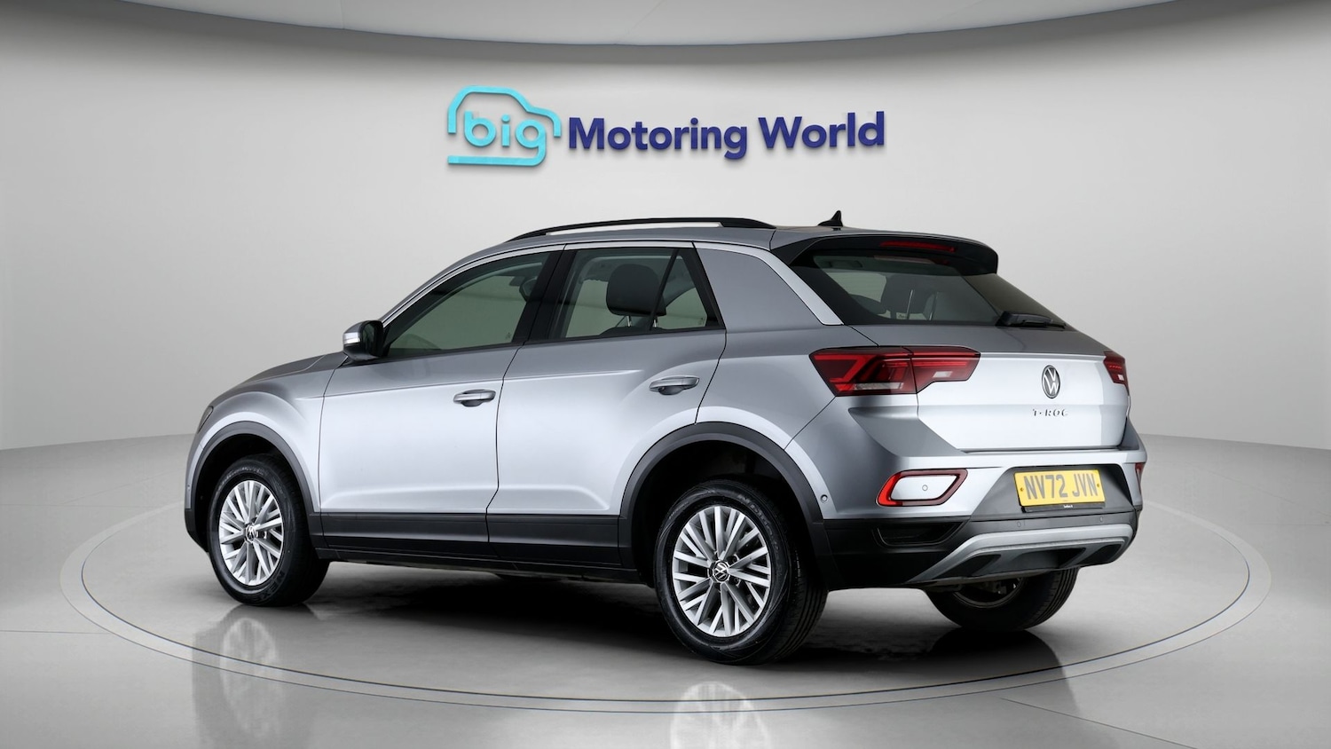 Used Volkswagen T-Roc 2023 for sale - 78028060: Photo 5