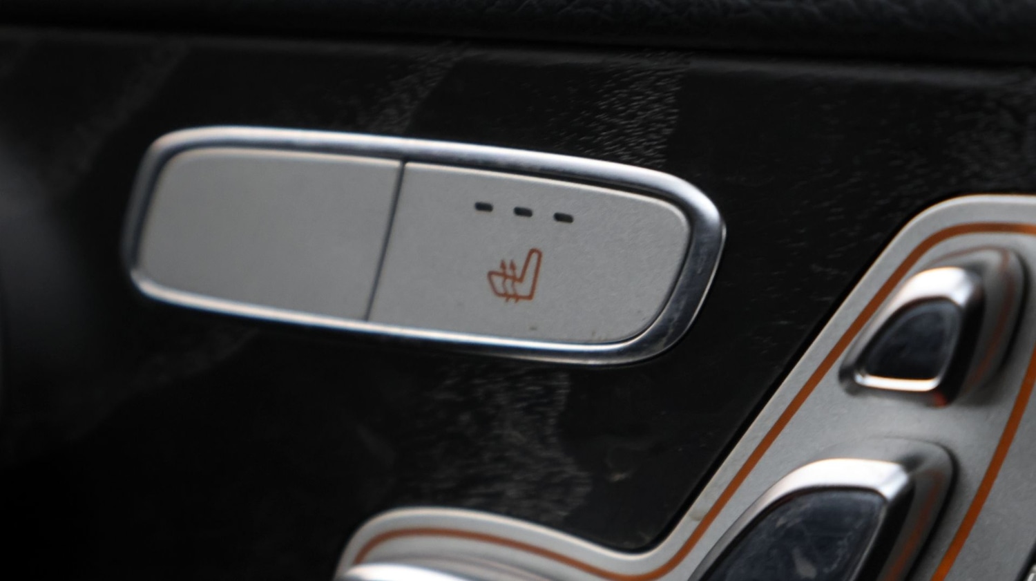 Used Mercedes-Benz GLC 2019 for sale - 78099010: Photo 23