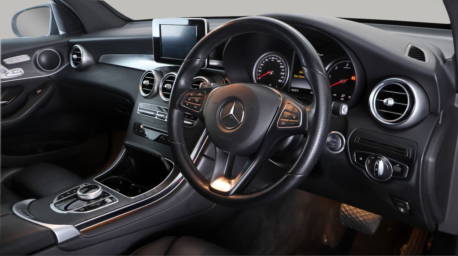 Used Mercedes-Benz GLC 2019 for sale - 78099010: Photo 9