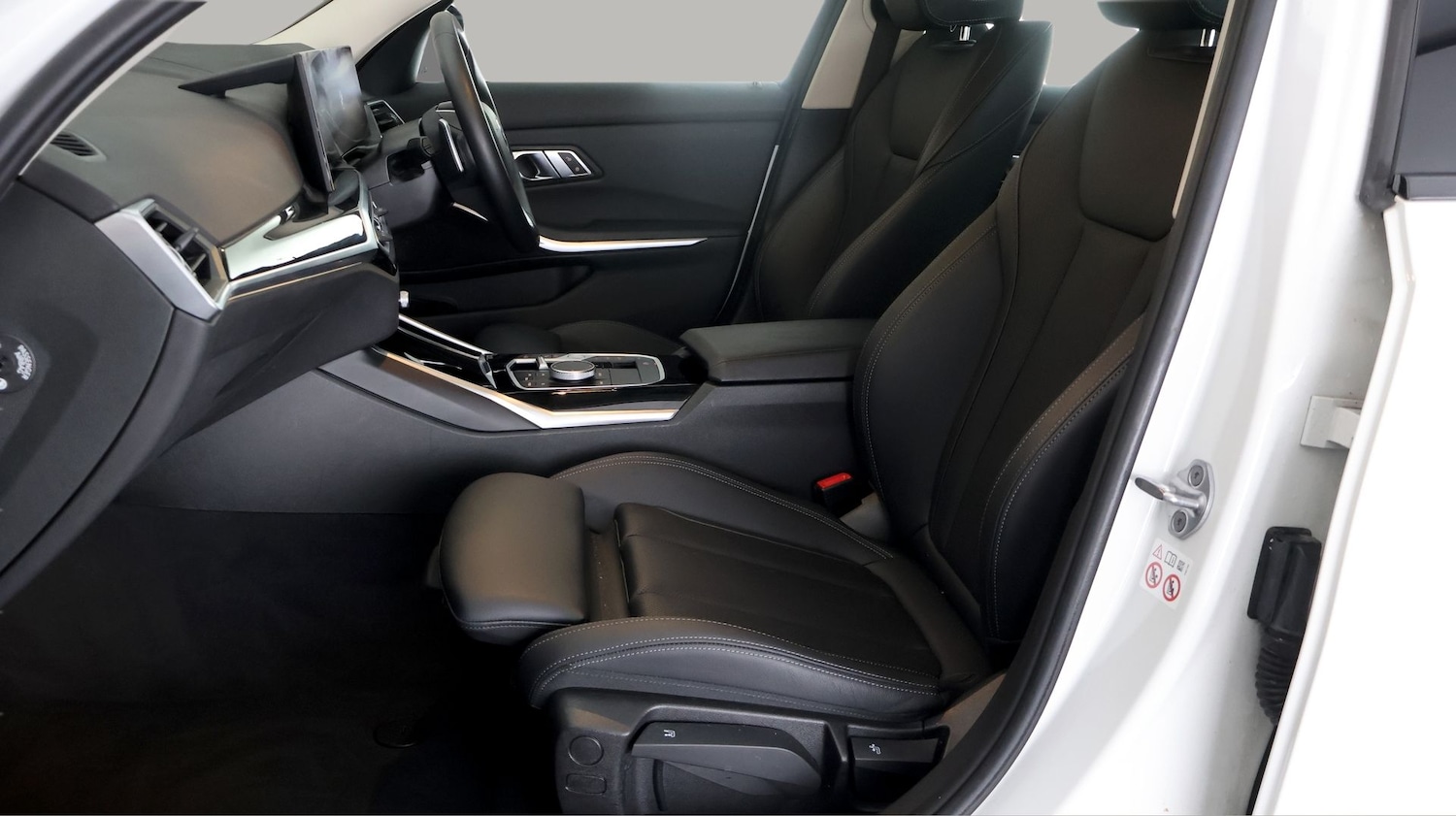 Used BMW 3 Series 2023 for sale - 77379386: Photo 13