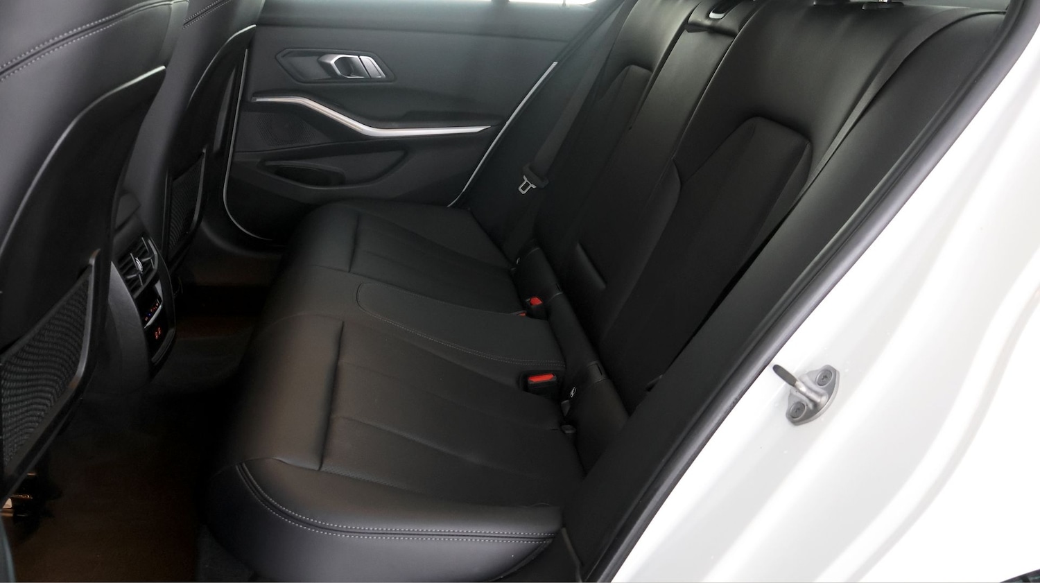 Used BMW 3 Series 2023 for sale - 77379386: Photo 15