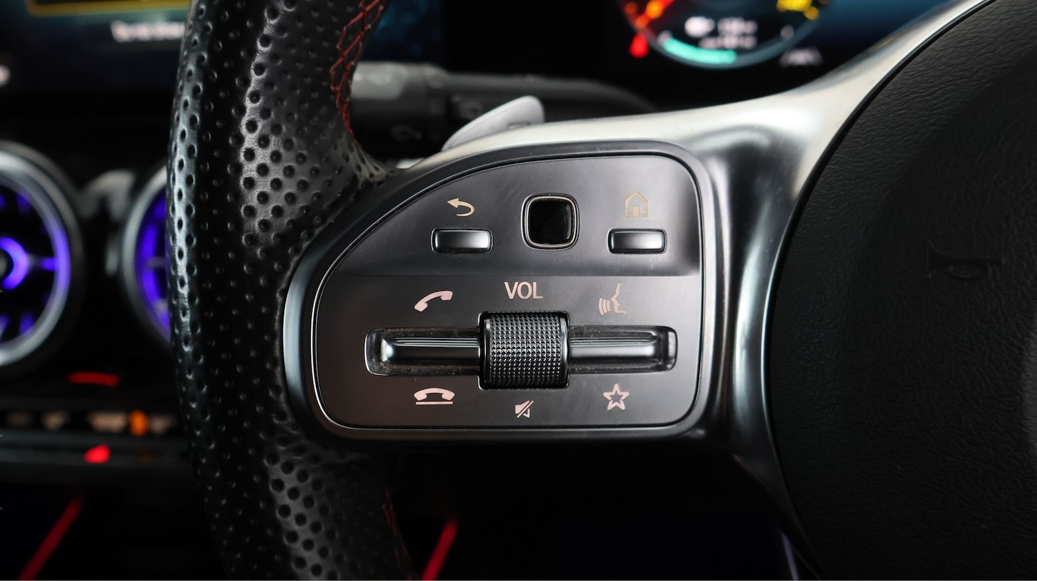 Used Mercedes-Benz EQB 2023 for sale - 78000854: Photo 24