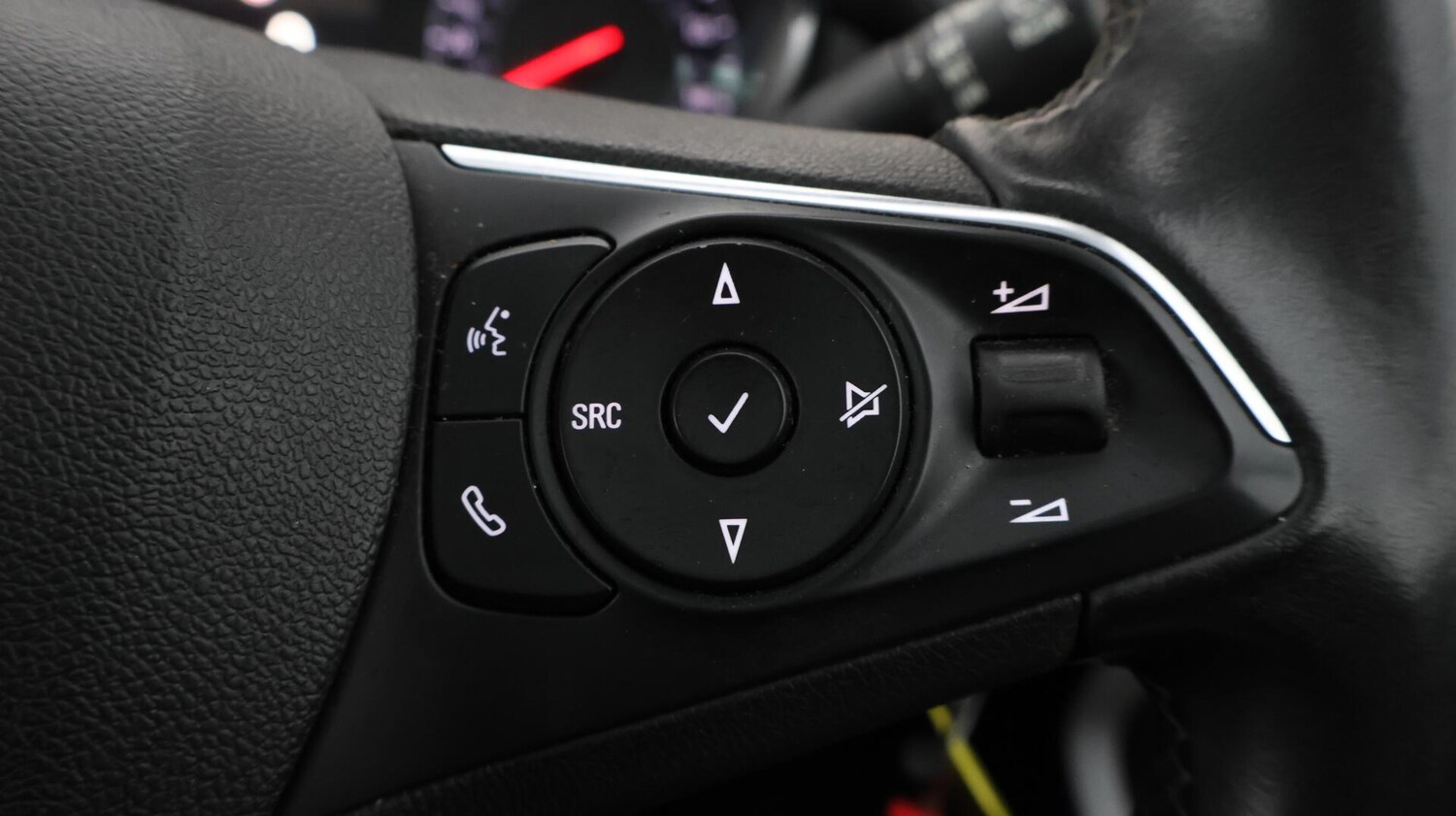 Used Vauxhall Crossland X 2020 for sale - 76084845: Photo 24