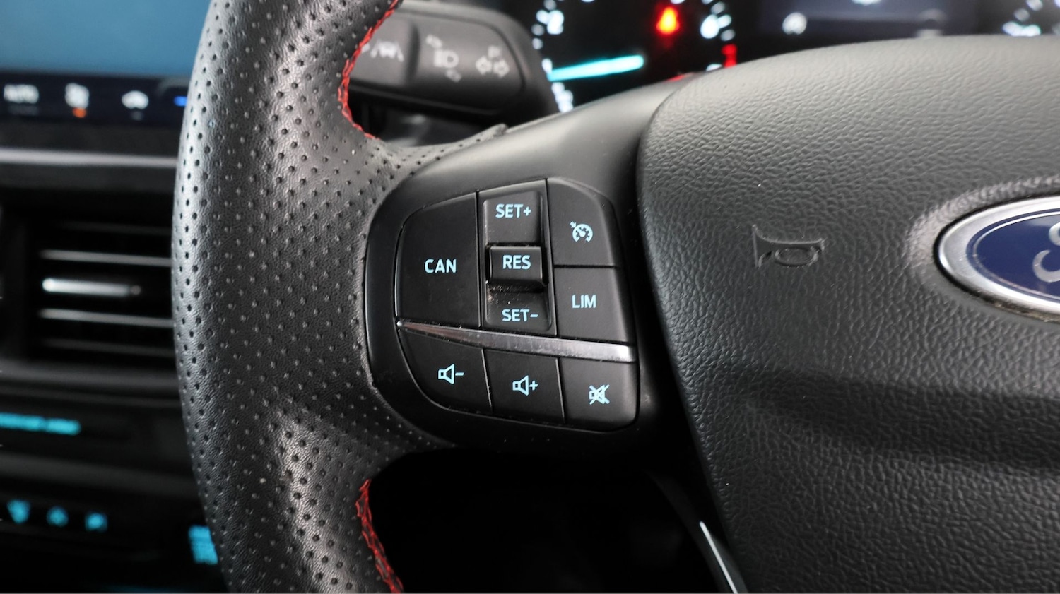 Used Ford Focus 2023 for sale - 78140678: Photo 21