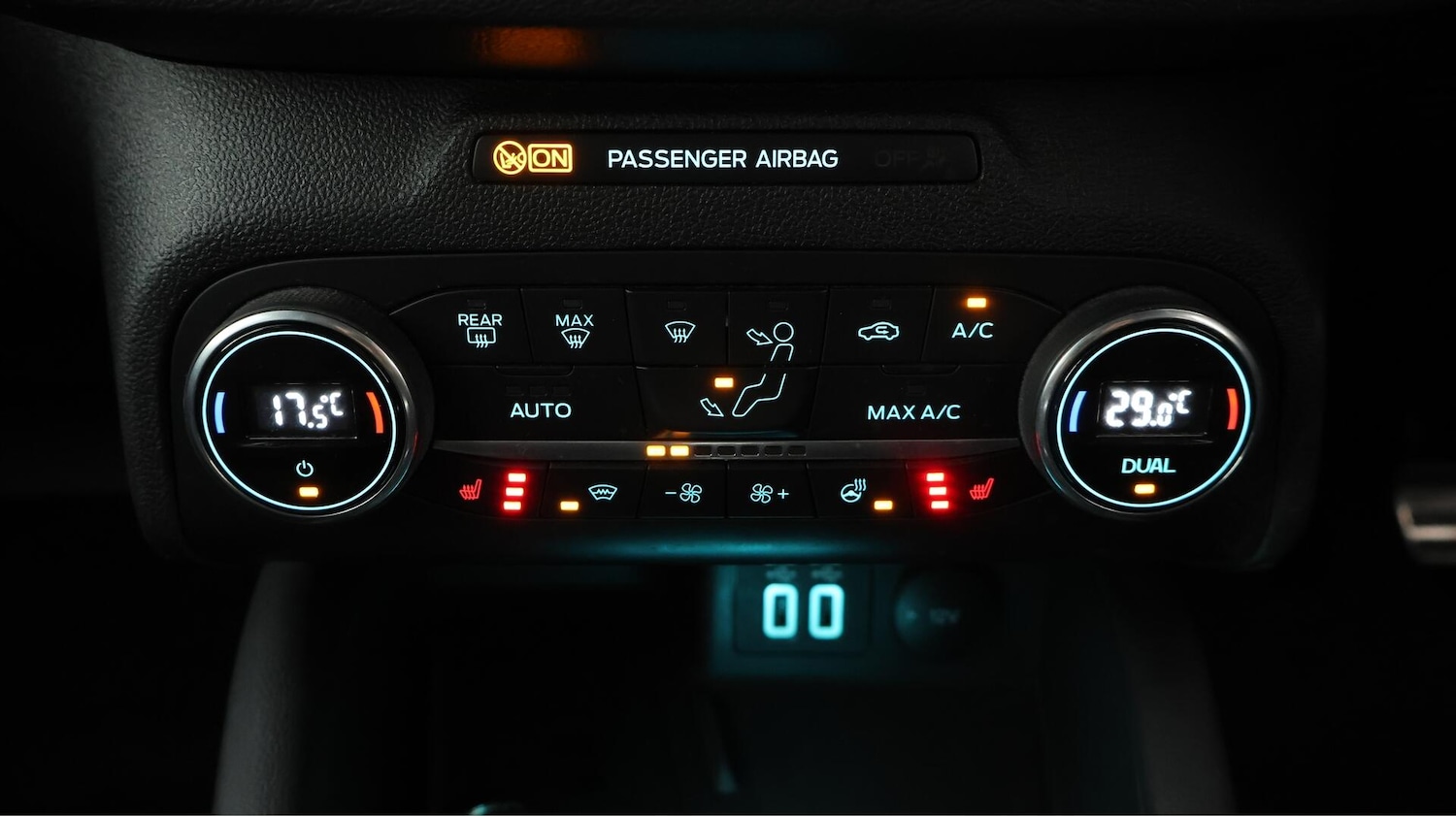 Used Ford Focus 2021 for sale - 76380666: Photo 12