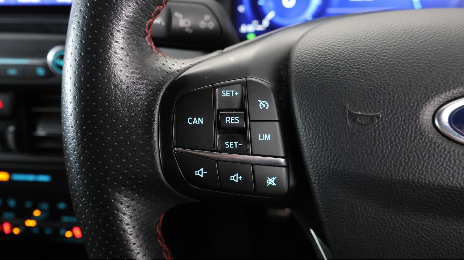 Used Ford Focus 2021 for sale - 76380666: Photo 22